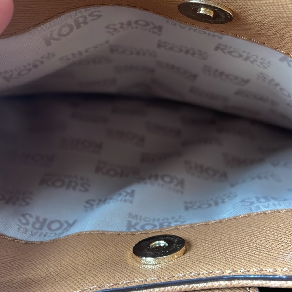 Michael Kors Studded Signature Satchel – Vanilla/Tan – Gold Hardware - Picture 5 of 6